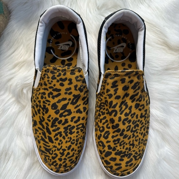 Nike Court Legacy Slip On Women's Shoes Sneakers - Picture 8 of 8